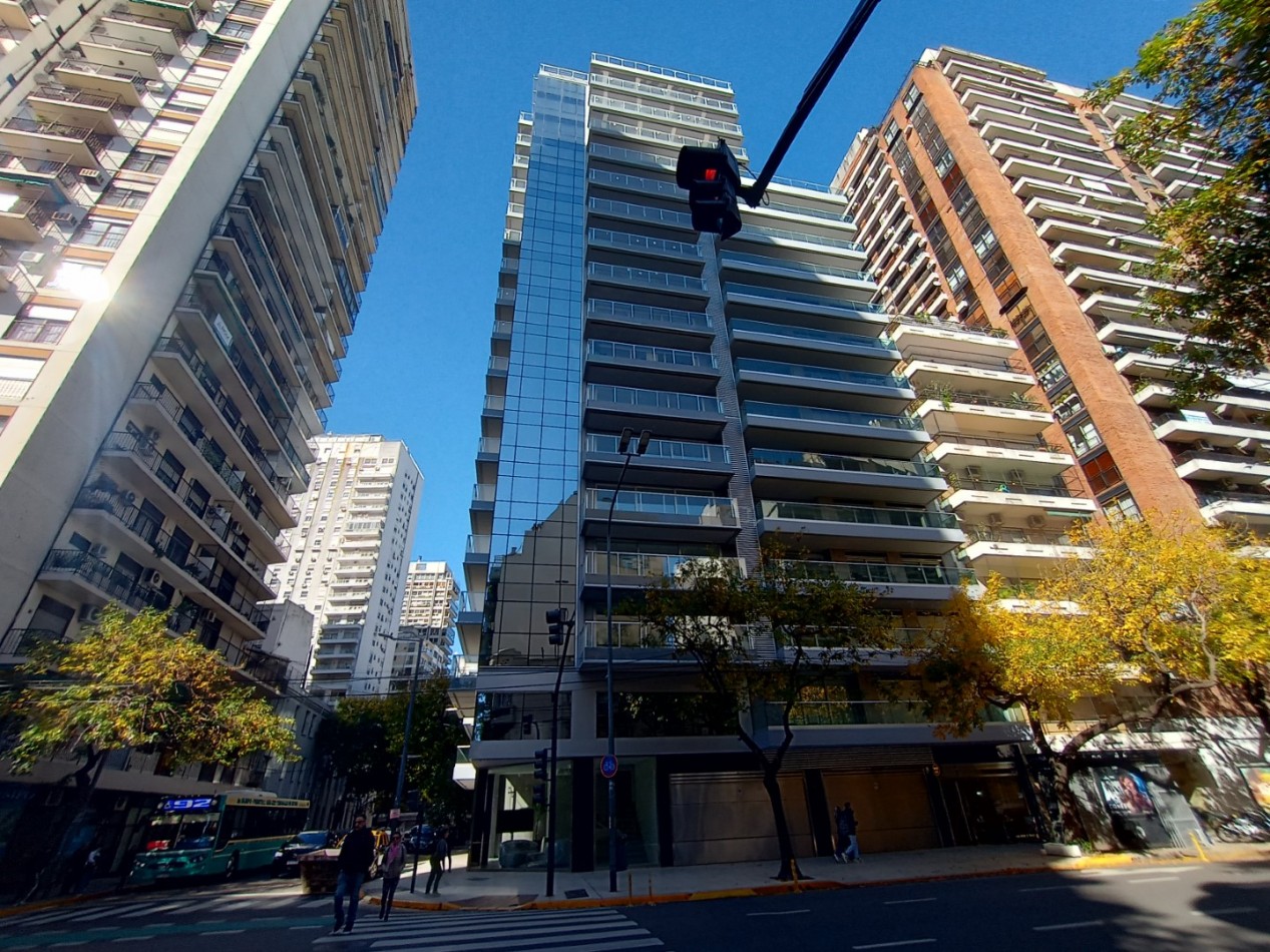 Semipiso Categoria de 4 ambientes 178 m2 al frente a Estrenar Torre Brukman Mansilla