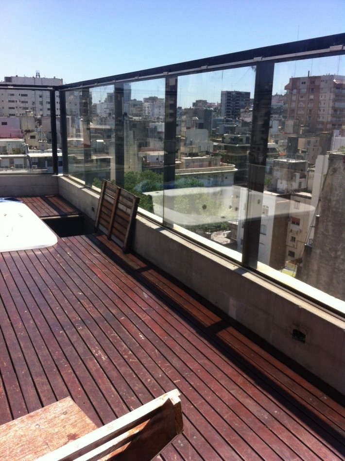 Alto Palermo alquiler monoambiente al frente muy luminoso con balcon Av Coronel Diaz amenties