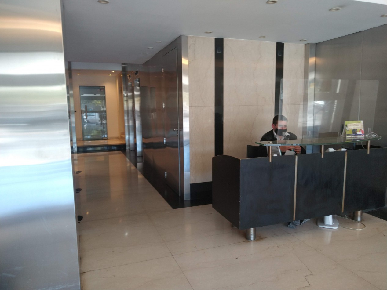 Nuñez Alquiler Oficina planta libre edificio corporativo categoria 212m2 con cochera cigilancia 24hs