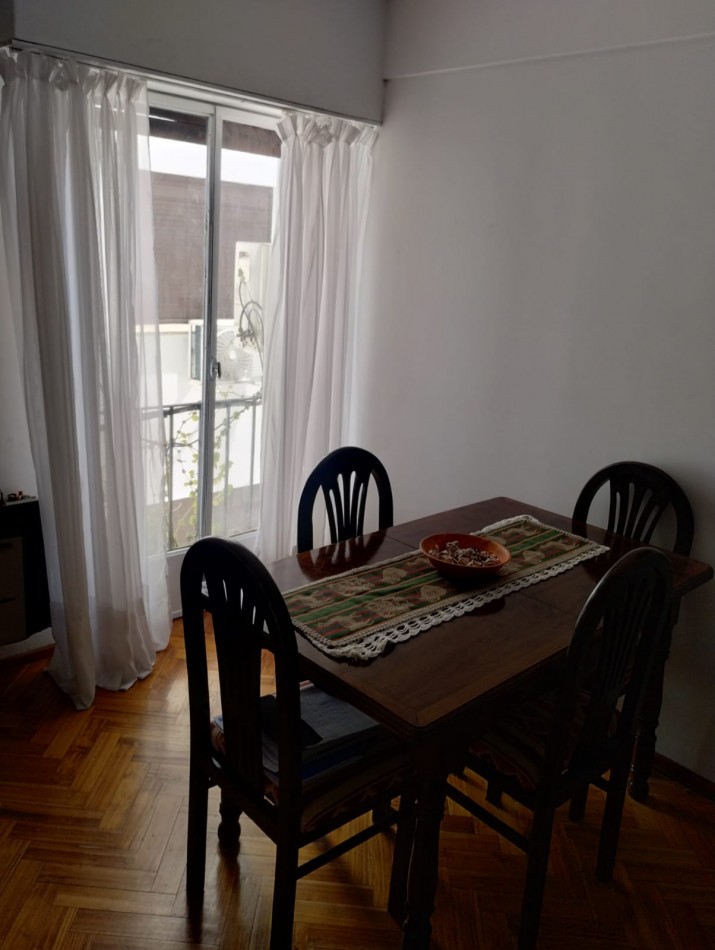 Apto credito Venta departamento de 2 ambientes muy luminoso impecable estado