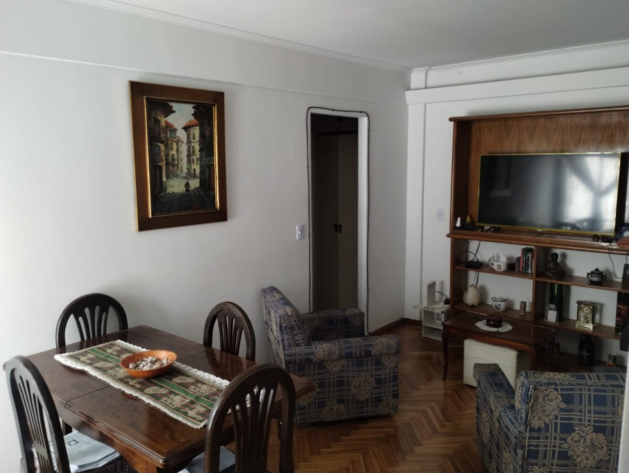 Apto credito Venta departamento de 2 ambientes muy luminoso impecable estado