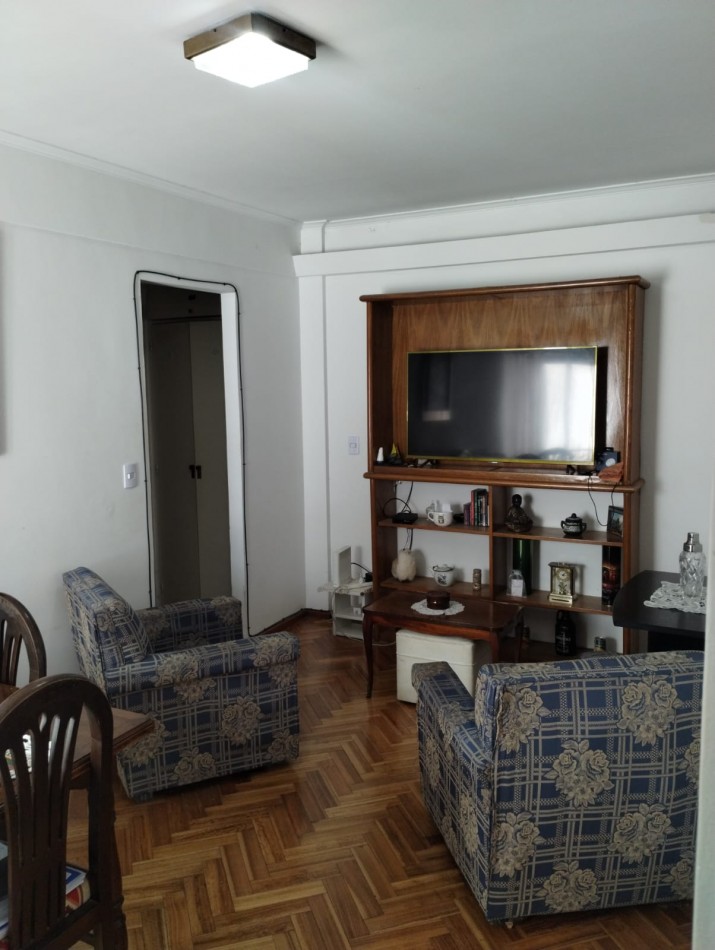 Apto credito Venta departamento de 2 ambientes muy luminoso impecable estado