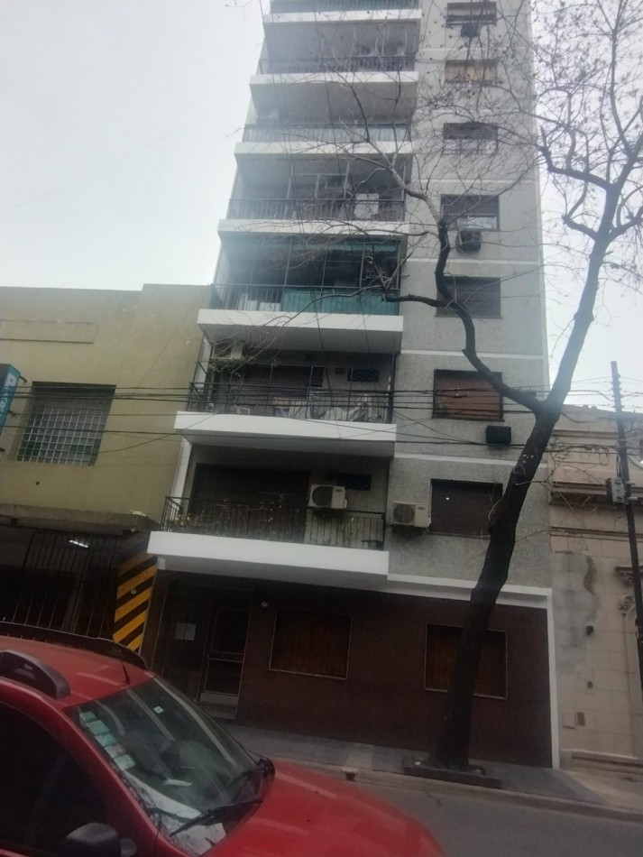 Apto credito Venta departamento de 2 ambientes muy luminoso impecable estado