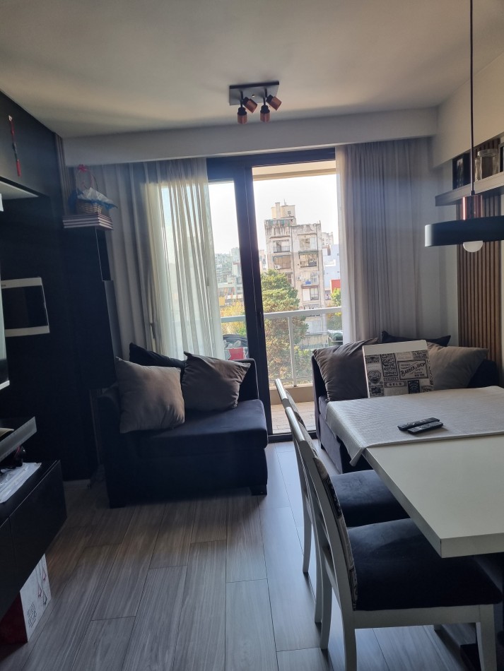 2 AMBIENTES NUEVO abasto Almagro venta al frente muy Luminoso 2 Balcones y Amenities