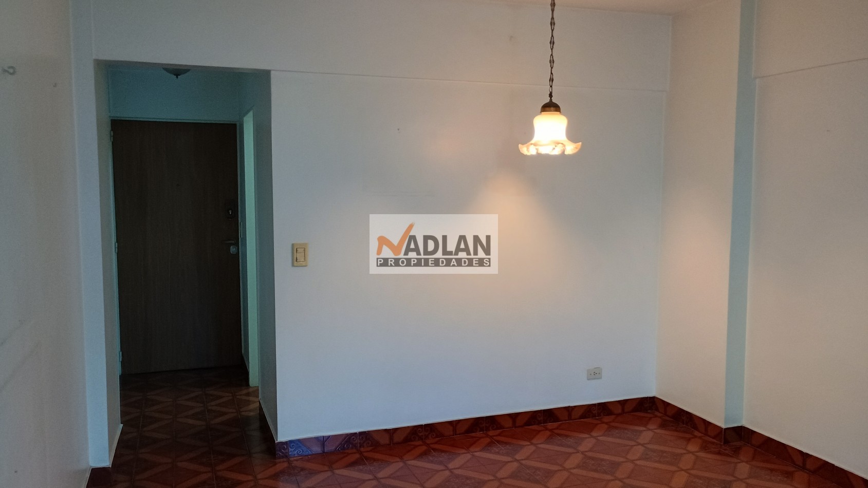 Barrio Norte facultades Venta departamento 3 ambientes semipiso al frente con balcon - Apto credito bancario 