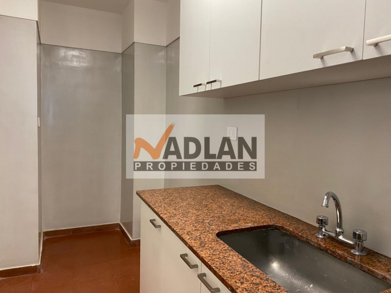 Almagro Alquiler Departamento 2 Ambientes en Av. Corrientes al 3800  piso 15