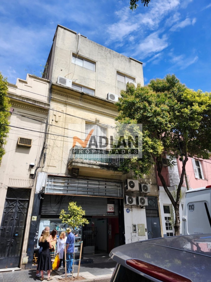 Edificio 3 plantas en Alquiler SIN EXPENSAS zona Htal. Clinicas + 15 oficinas y espacios de trabajo - 310 m2 