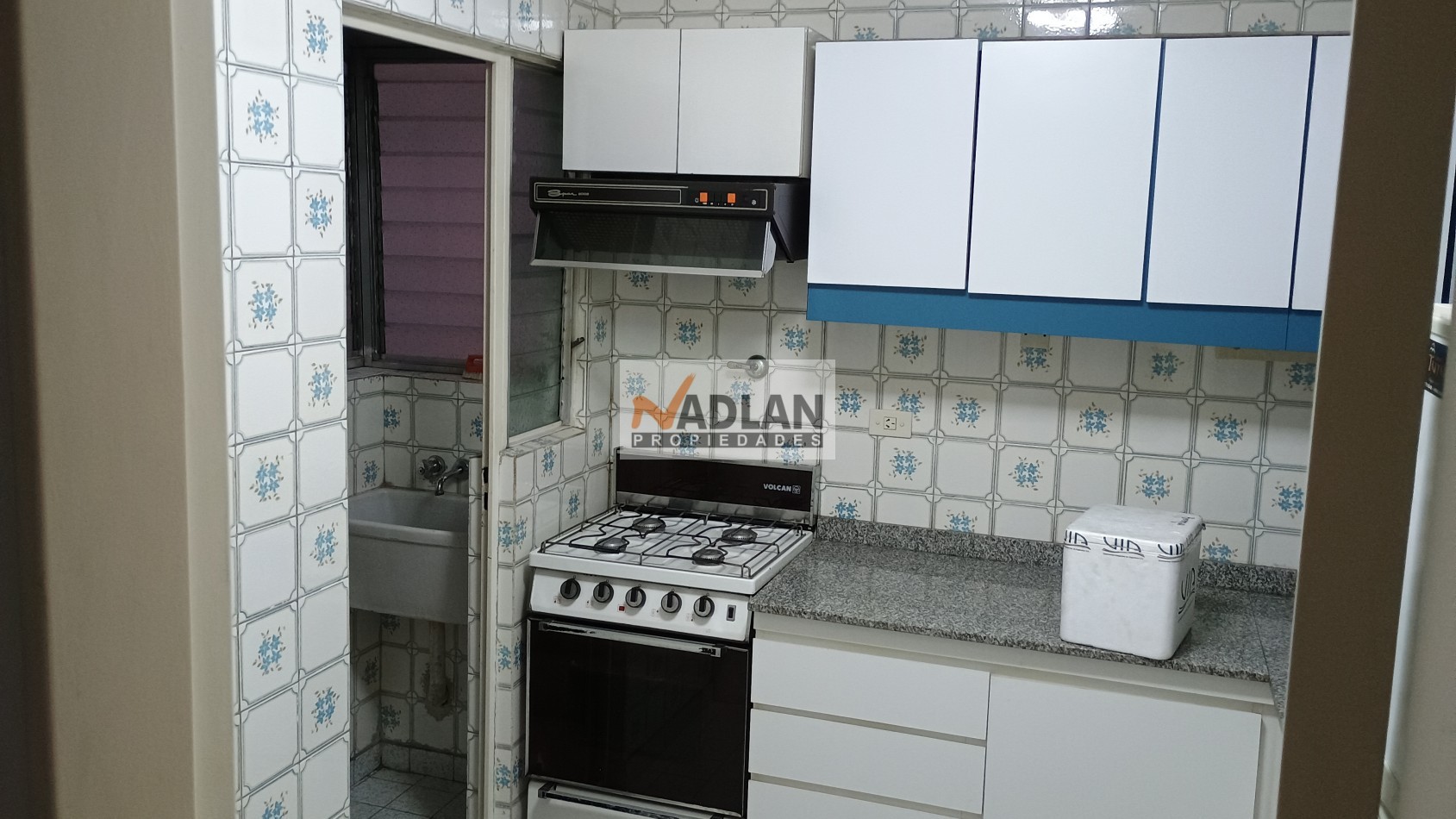 Barrio Norte facultades Venta departamento 3 ambientes semipiso al frente con balcon - Apto credito bancario 