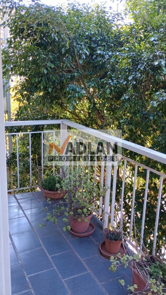 Barrio Norte facultades Venta departamento 3 ambientes semipiso al frente con balcon - Apto credito bancario 