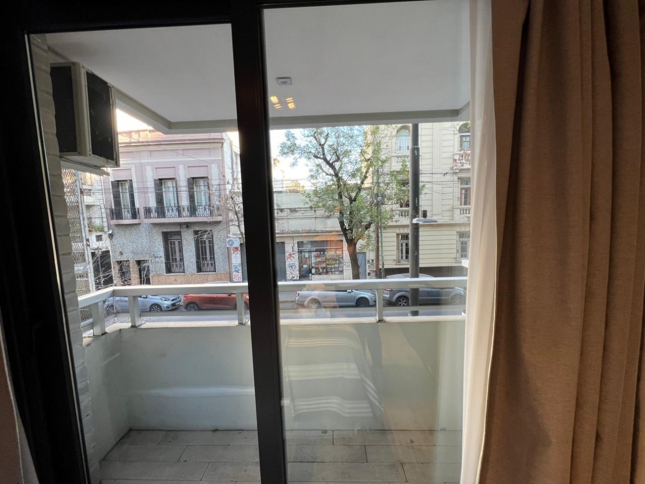 2 AMBIENTES NUEVO abasto Almagro venta al frente muy Luminoso 2 Balcones y Amenities