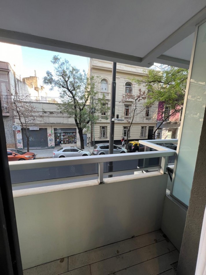 2 AMBIENTES NUEVO abasto Almagro venta al frente muy Luminoso 2 Balcones y Amenities