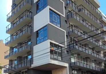 Almagro V Crespo 2 ambientes suite 50m2 Frente, balcon y toilette. M luminoso. emprendimiento categoria y amenities Junio 2026